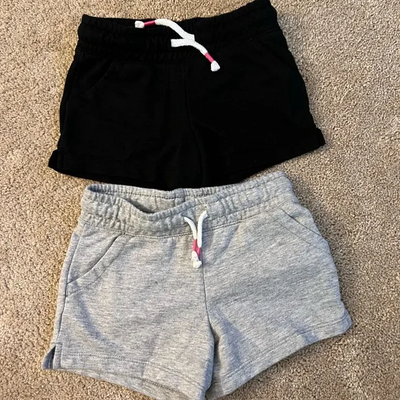 5/$25 two pairs of shorts - Picture 1 of 2